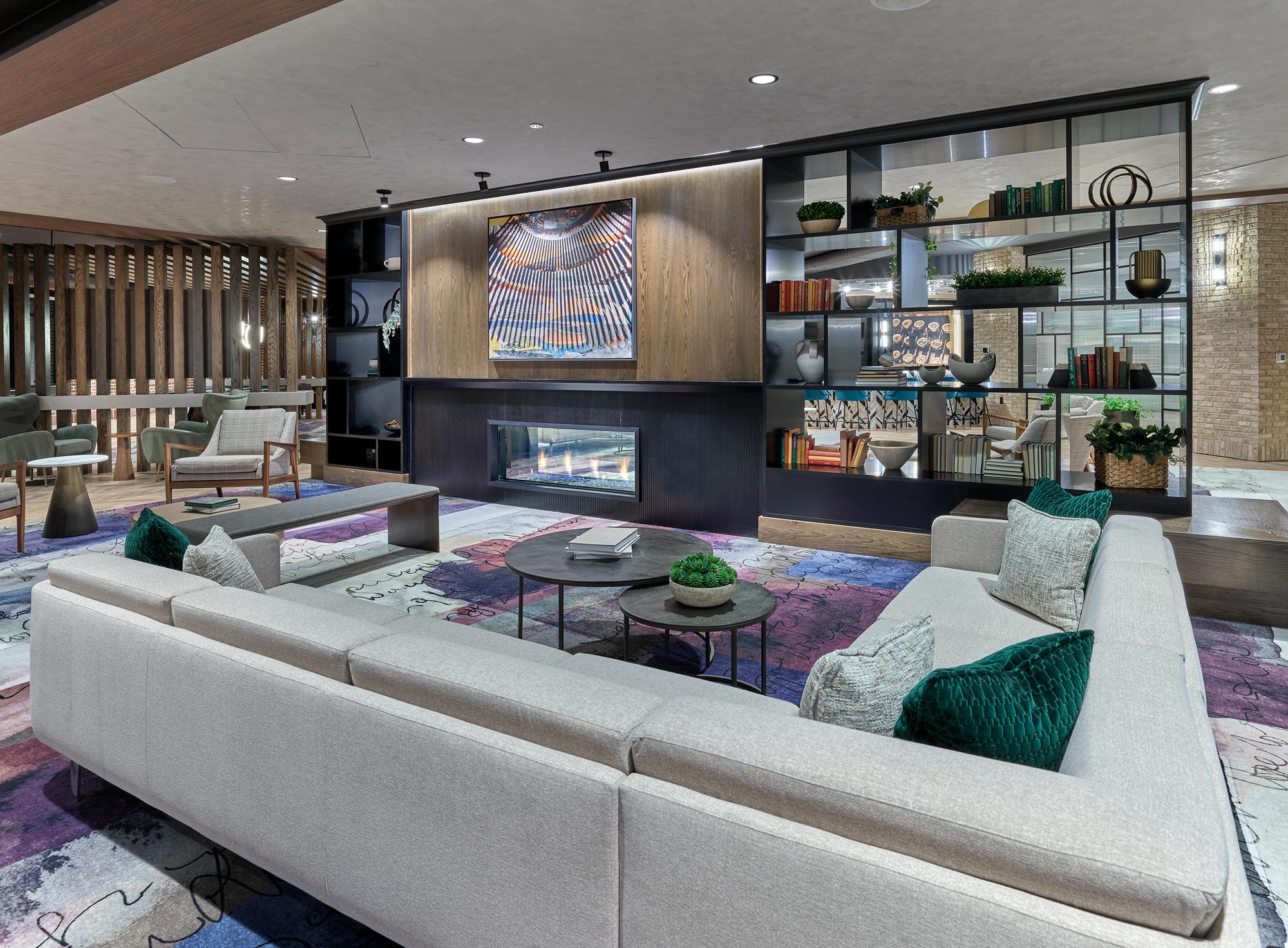 333 North Broad Lounge