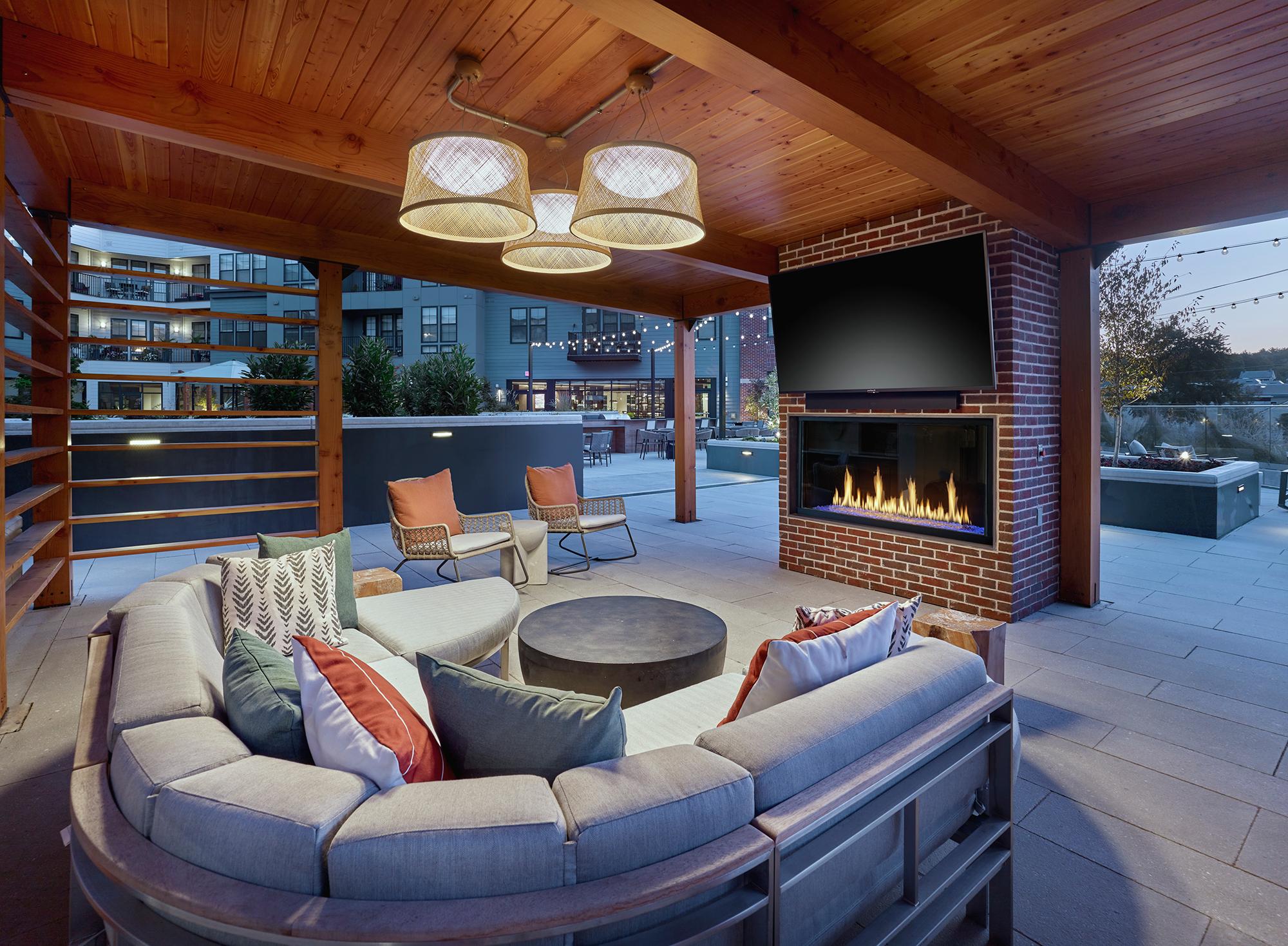 Outdoor TV lounge and fireplace